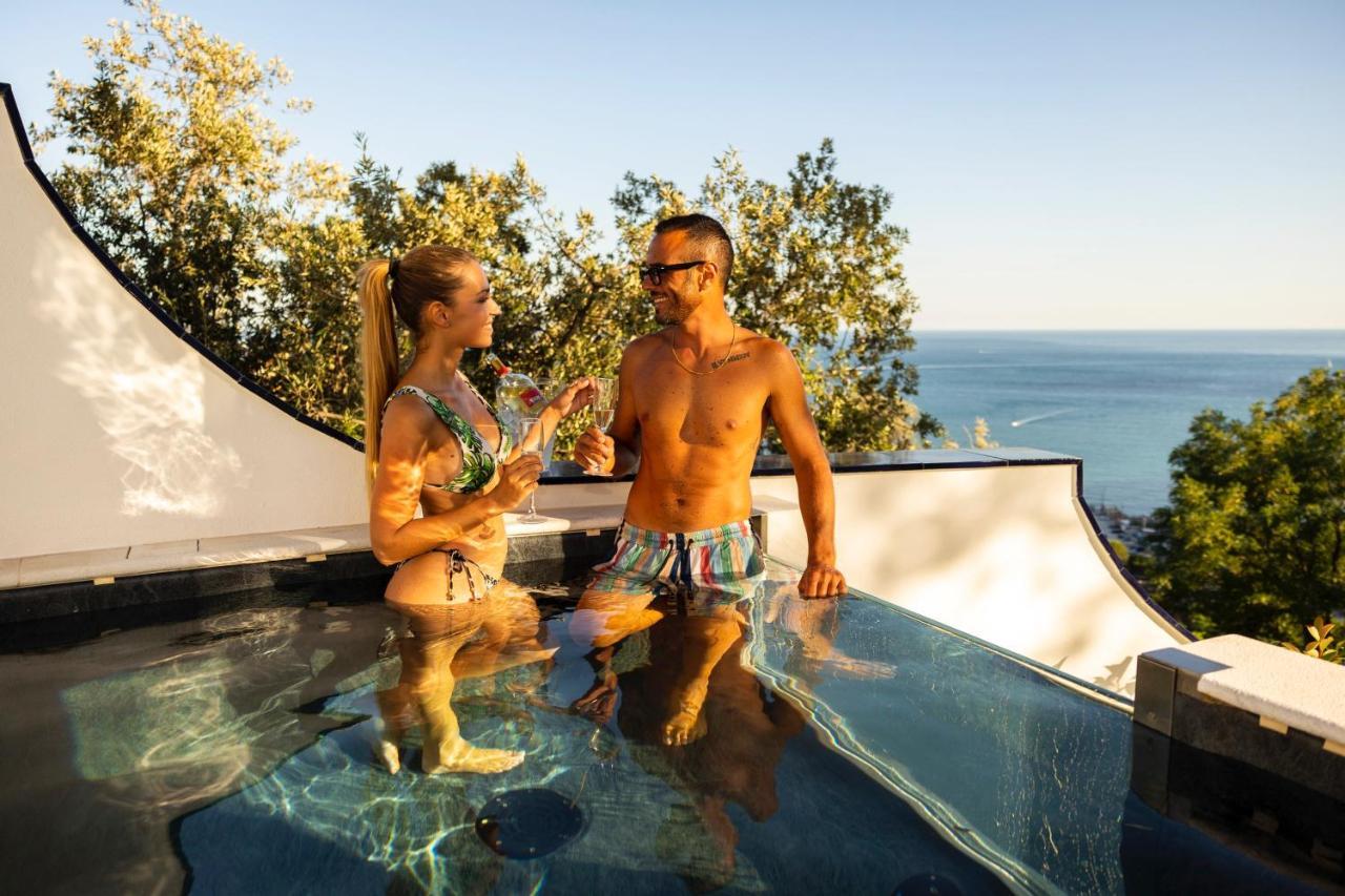 Decori Suites Amalfi Coast - Free Parking Vietri Exteriér fotografie