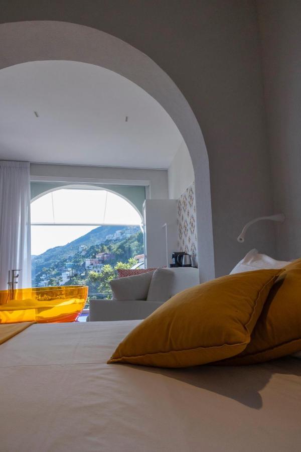 Decori Suites Amalfi Coast - Free Parking Vietri Exteriér fotografie